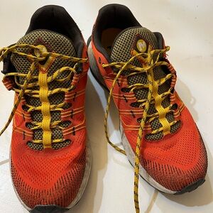 Men’s Merrill lightweight hiking shoes size 11